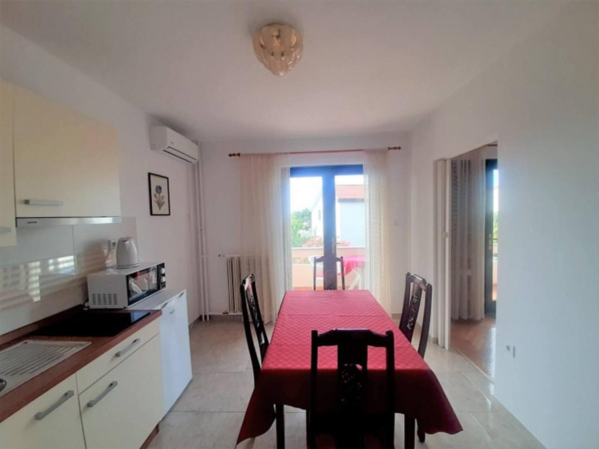 Guest House Helena Close To Beach Đảo Krk Ngoại thất bức ảnh