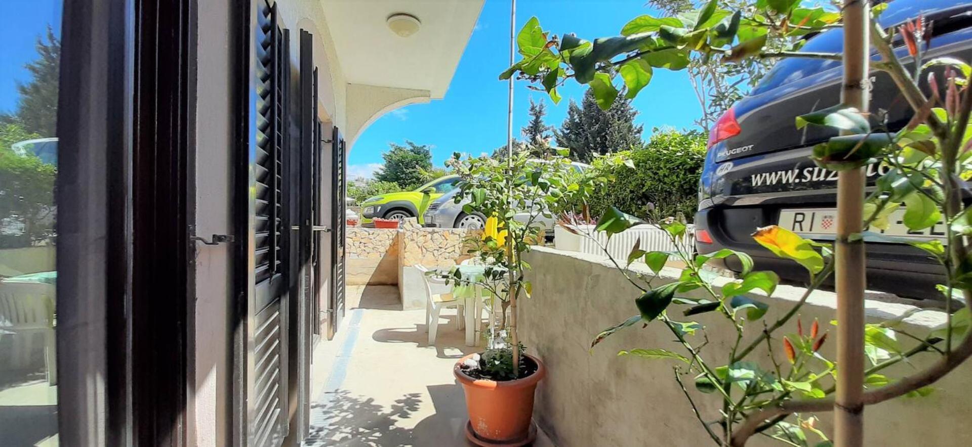 Guest House Helena Close To Beach Đảo Krk Ngoại thất bức ảnh