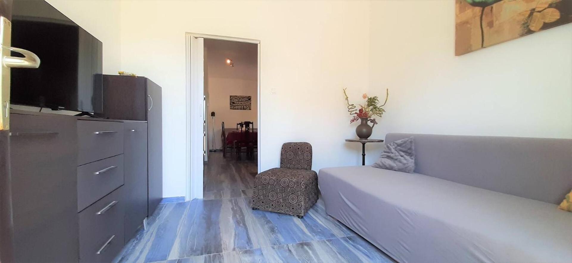 Guest House Helena Close To Beach Đảo Krk Ngoại thất bức ảnh